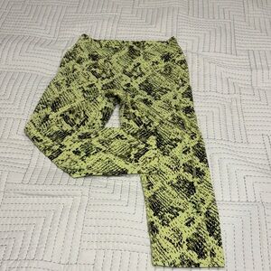 PINK Victoria's Secret Neon Green Snake-Print Leggings